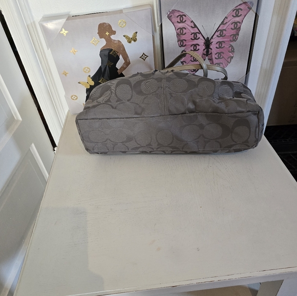 Coach Metallic Gray Shoulder Bag - Picture 4 of 10